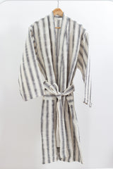 Titus Robe
